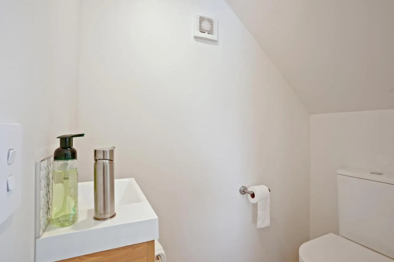 Addington Delight - Christchurch Holiday Home