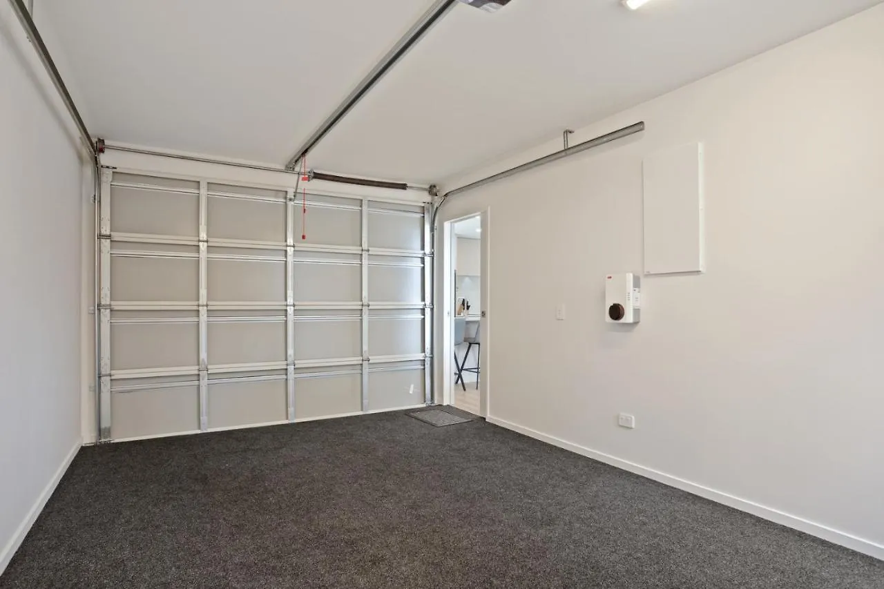 Addington Delight - Christchurch Holiday Home